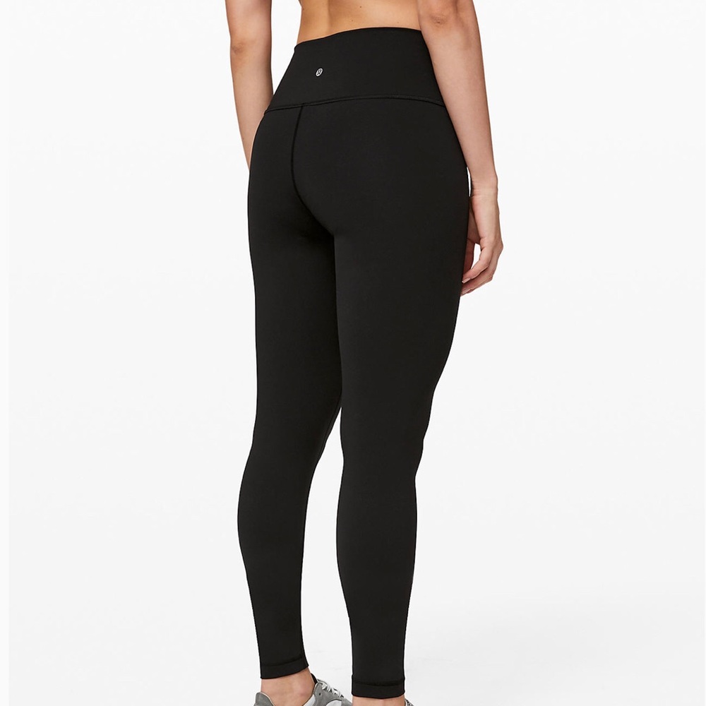 Like new lululemon black wonder under leggings